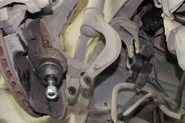 Roll Angle နှင့် Roll Stiffness Distribution တွင် လက်မောင်းပေါက်များ ထိန်းချုပ်ခြင်း အခန်းကဏ္ဍ