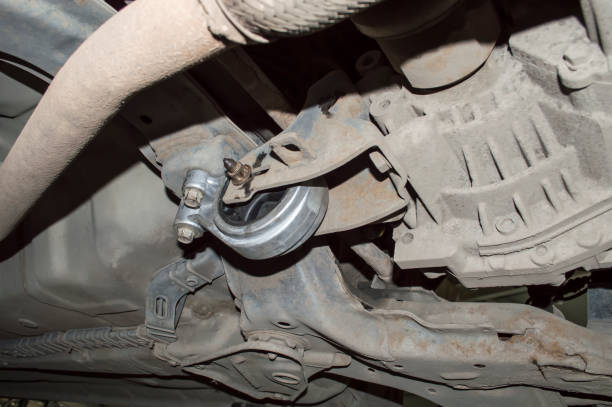 မအောင်မြင်သော Engine Mount များသည် သင်၏ Transmission ကို ထိခိုက်နိုင်ပါသလား။